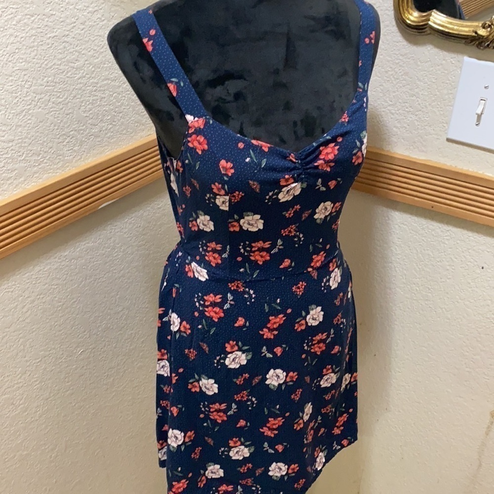 Floral Hollister dress!! - Picture 2 of 4